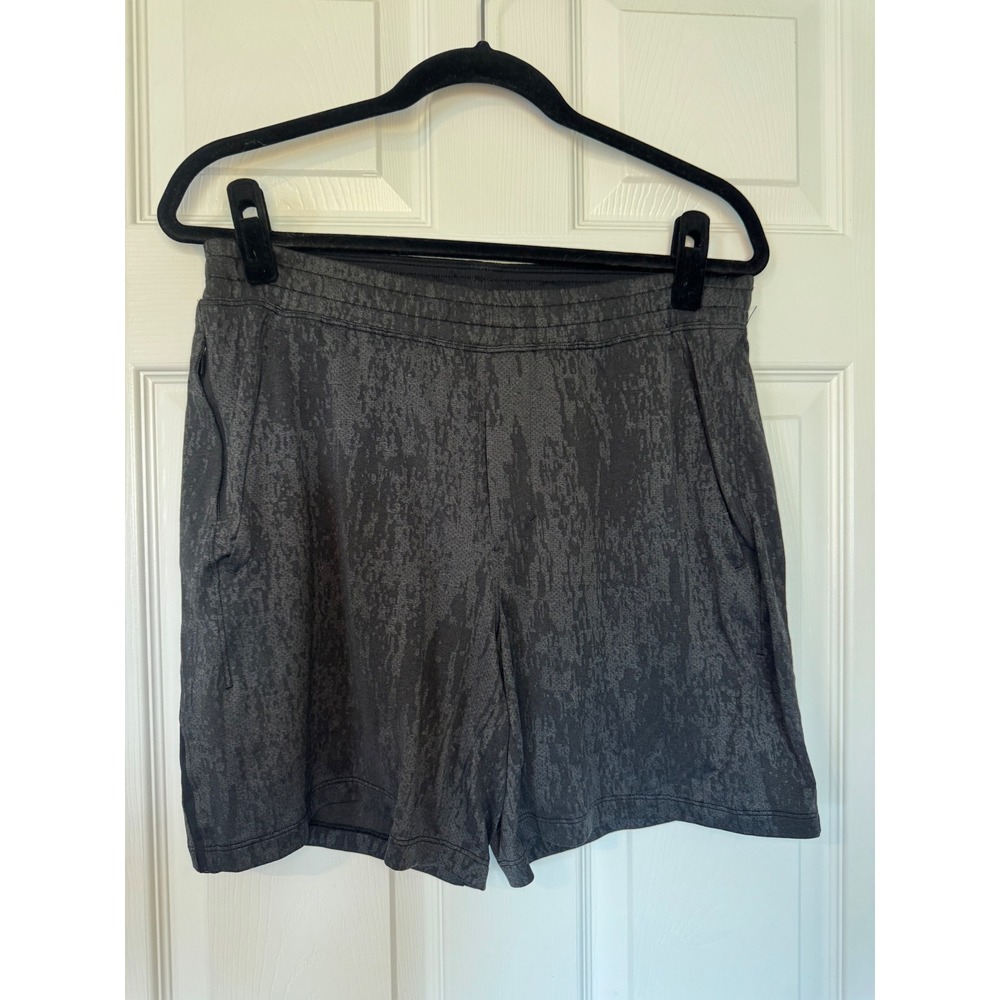 Lululemon Mens Pace Breaker Lined Shorts 7 Grey Black LM7BBLS Large